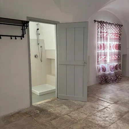 Al Numero 13 Apartman