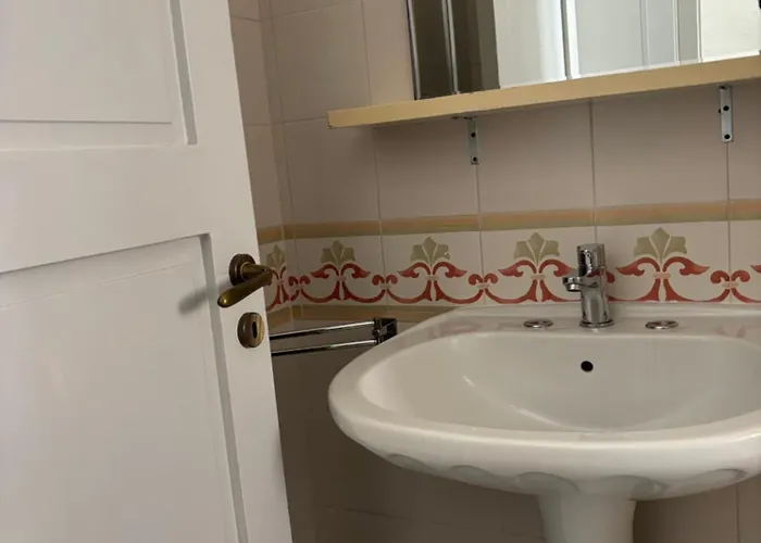 Al Numero 13 马丁纳弗兰卡